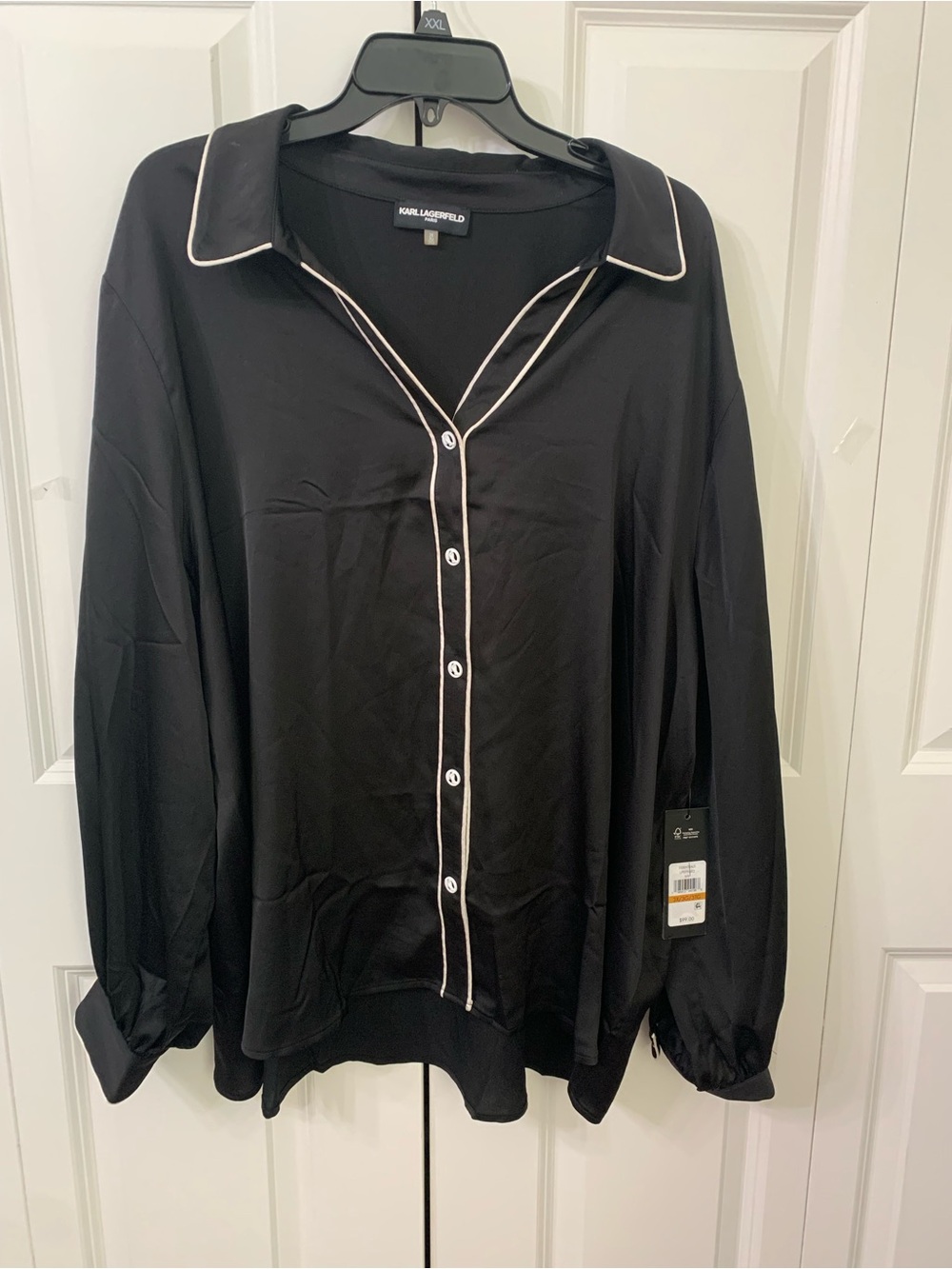 Karl Lagerfeld Black Button-Front Top with White Piping🔥🔥🔥🔥